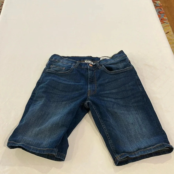 Jean Pascale Jean Shorts size 30 Bermuda long jean shorts EUC - Picture 1 of 3